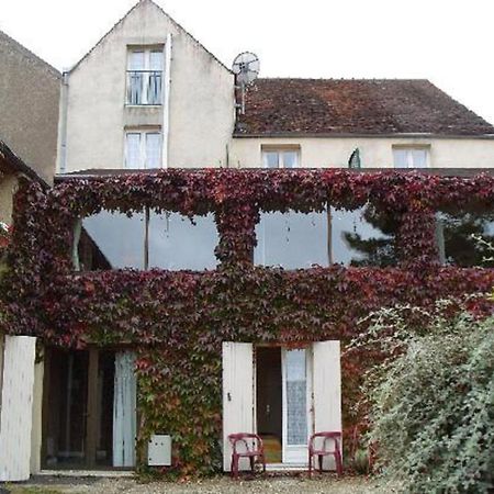 Le Compostelle Hotel Vezelay Exterior photo