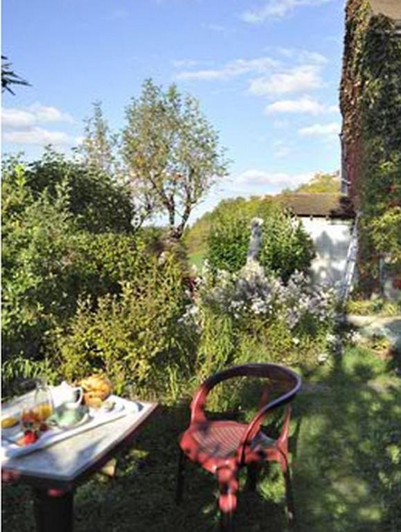 Le Compostelle Hotel Vezelay Exterior photo