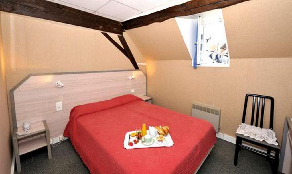 Le Compostelle Hotel Vezelay Room photo
